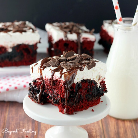 Red-velvet-brownie-cakes-smaller