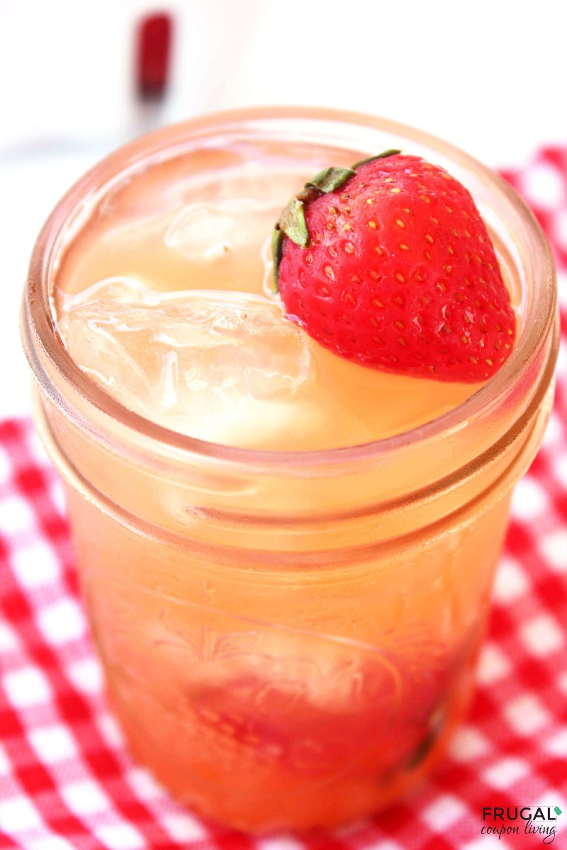 Simple & Southern Strawberry Sweet Tea
