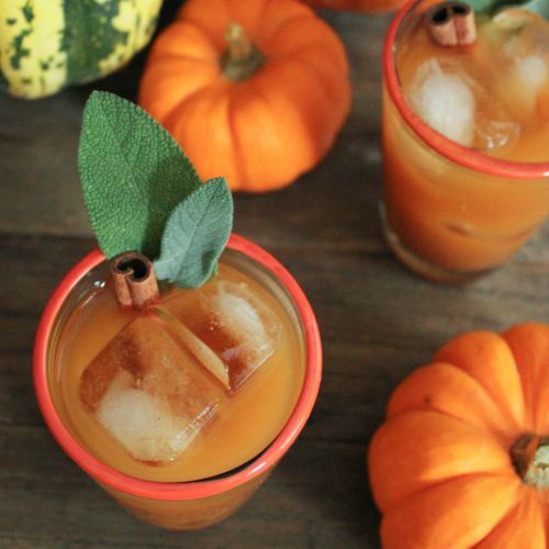 Spiced-pumpkin-punch-with-bourbon-square