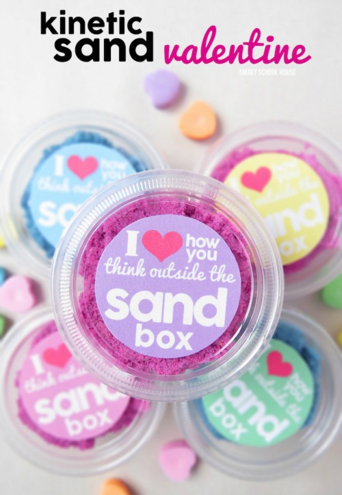 Kinetic-Sand-Valentine-smaller