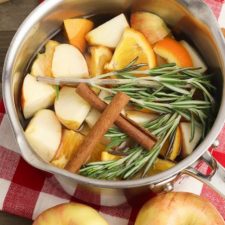 Simmer Pot Recipes For Fall · Cozy Little House