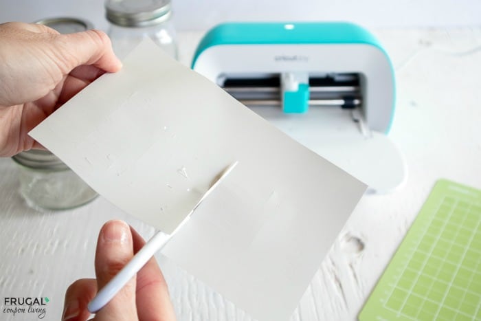 How to Cut Vinyl with Scissors and Cricut