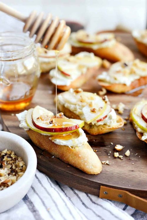 Blue Cheese Crostini with Pear & Honey