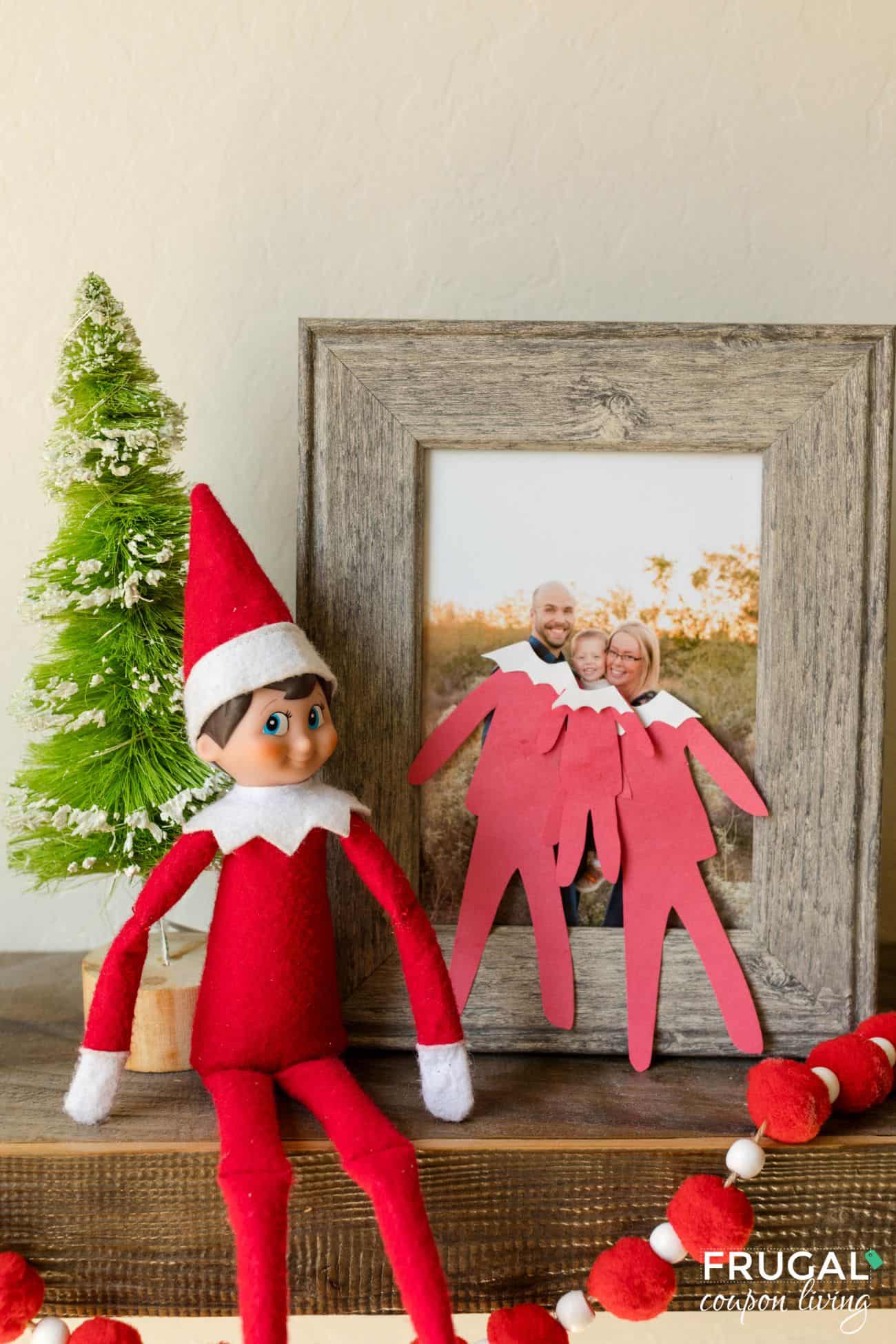 cute elf on the shelf family photo idea